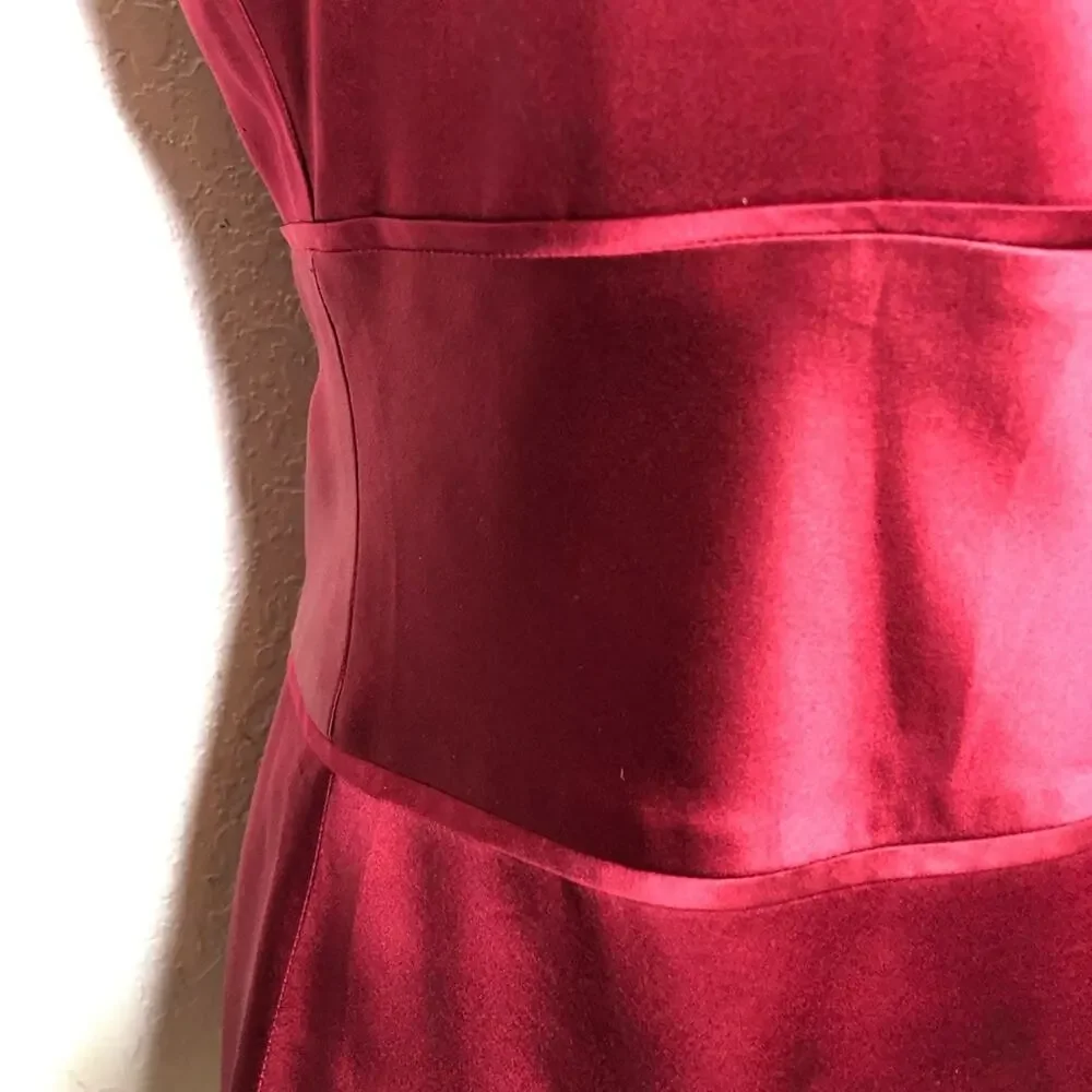 Ann Taylor red wine satin peplum sleeveless top size 4